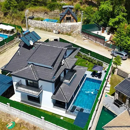 Villa Askin