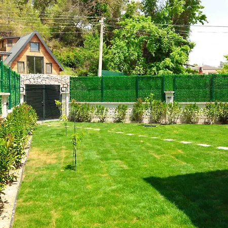 Villa Askin